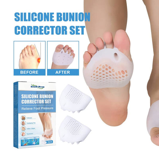 Silicone bunion corrector set with before and after effect on a foot, packaging included.