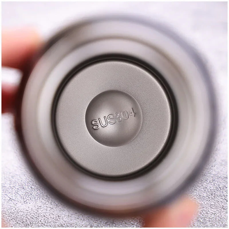 Close-up of SUS304 stainless steel tumbler interior, durable fitness drinkware